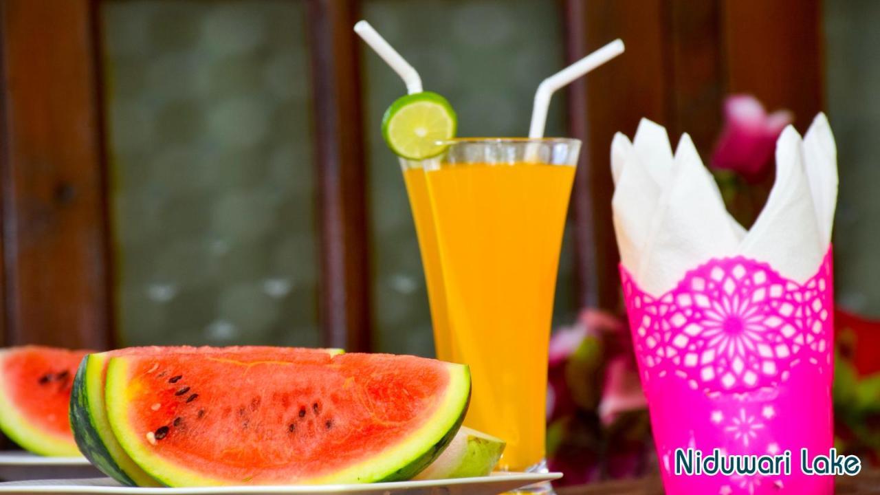 Niduwari Lake Homestay Dambulla Luaran gambar